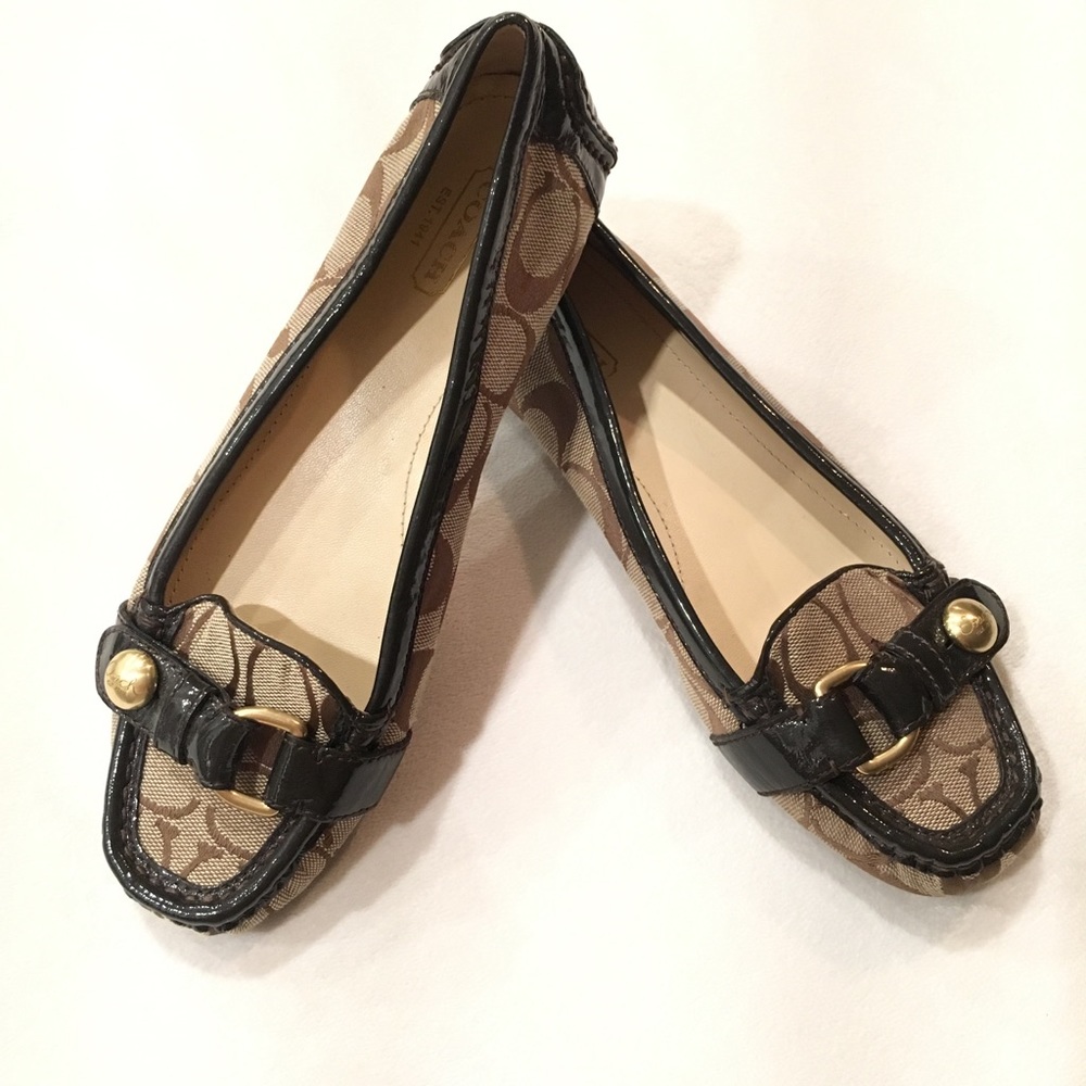 Coach Hellen Loafers Brown & Tan Size 6.5 NEW